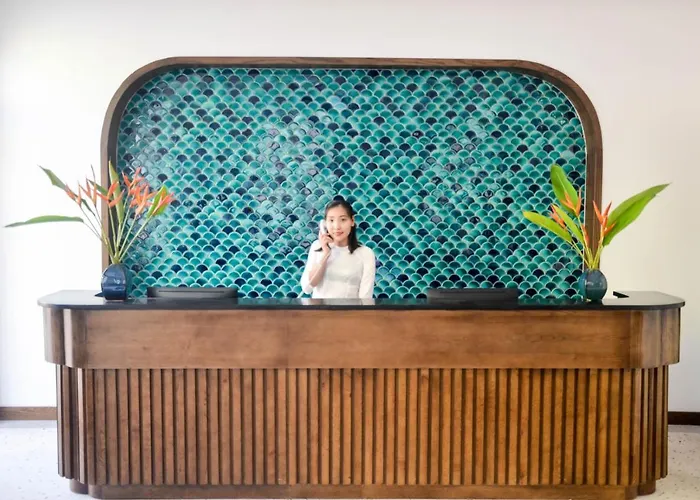 Lavian Khách sạn Hạ Long