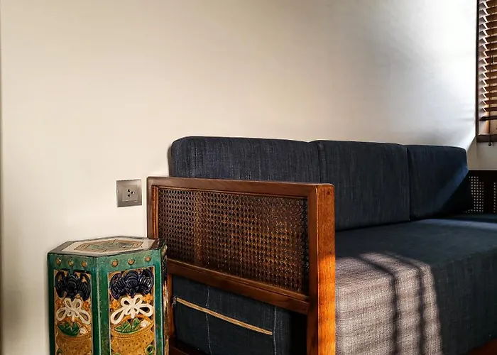 Khách sạn Lavian Hạ Long